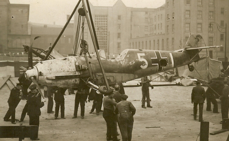 Bf 109E-4 Wnr.1506 Uffz Schulte on display in Sheffield