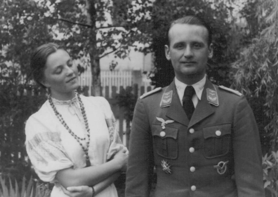 (6) Wilhelm with wife